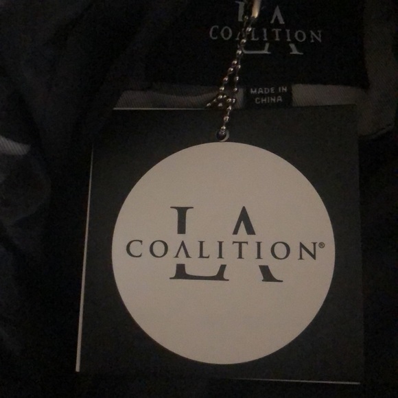 Coalition L.A. : Camouflage Cropped Jacket. Multiple Sizes: S,M,L, XL - Picture 15 of 15